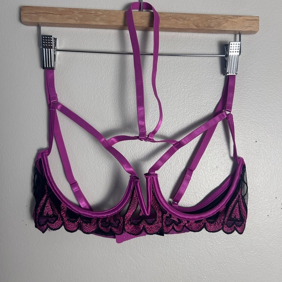 Fashion Nova Pink and Black Strappy Bra with Cage Design - Picture 1 of 4